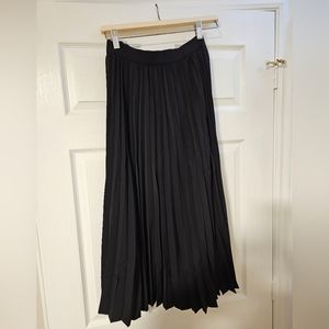 Love Bonito Zarielle Sunray Pleated Skirt S